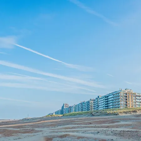 In Near The Beach, Cleaning Included *